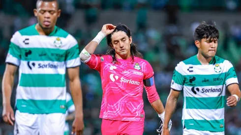 Santos Laguna, mal y de malas.