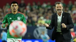 Diego Cocca y Jesús Gallardo durante el partido del Tricolor.