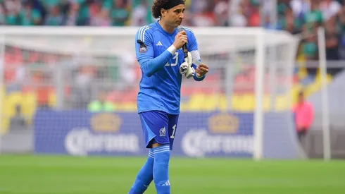 Javier Aguirre confronta a los detractores de Guillermo Ochoa.