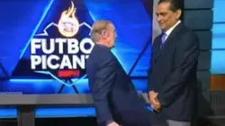 José Ramón imita el rodillazo de Fernando Hernández