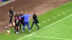 Fernando Ortiz y Nicolás Larcamón discutieron durante el partido