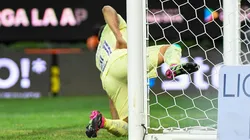 Henry Martín en el polémico festejo contra Chivas en el Clausura 2023.