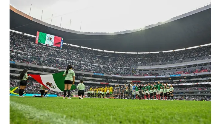 La afición registró una gran entrada ante Jamaica en el estadio Azteca.