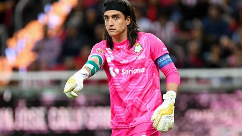 Carlos Acevedo, titular del Santos y segundo portero de la selección mexicana.