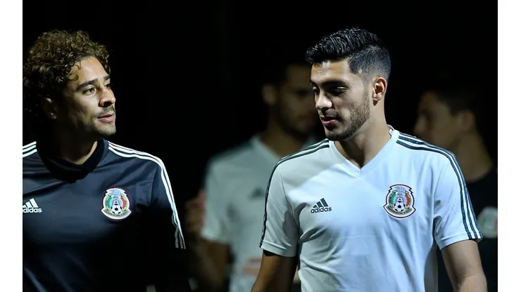 Ochoa y Jiménez fueron abucheados en el Estadio Azteca, ante Jamaica.