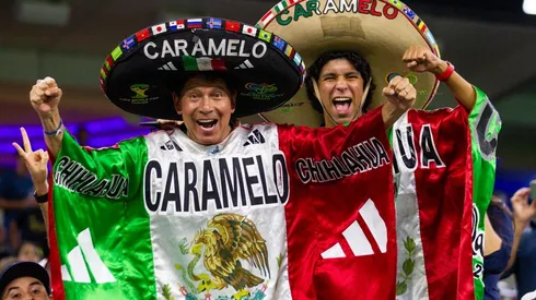 Caramelo en un partido de la selección mexicana en Estados Unidos.