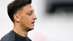Mesut Özil en un entrenamiento del Istanbul Basaksehir.