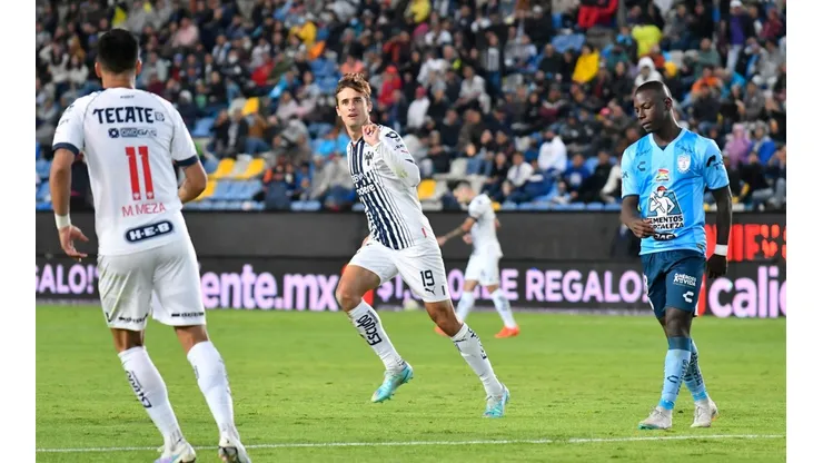 Rayados venció a Pachuca por 2-1