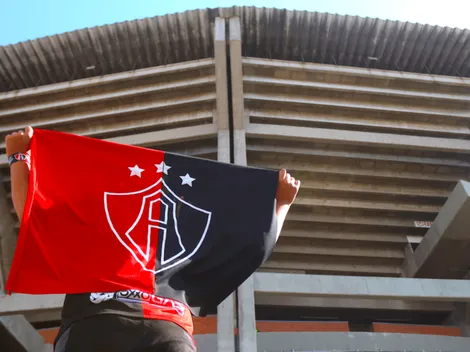 En el estadio Jalisco se vio a posible sucesor de Benjamín Mora como director técnico del Atlas