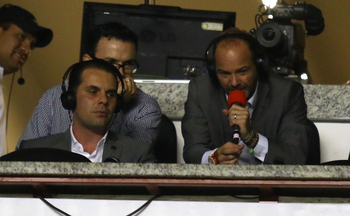 Christian Martinoli y Luis García se burlan de Rafael Puente y Benjamín ...