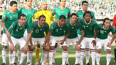 La selección mexicana en Sudáfrica 2010 con Guillermo Franco.