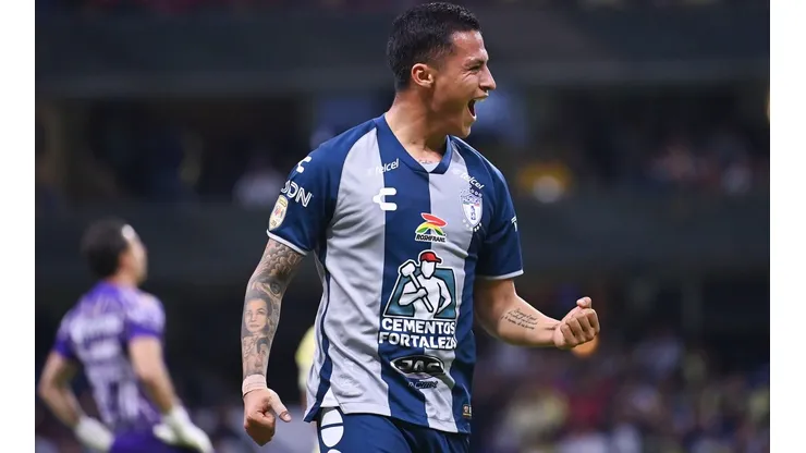 Pachuca humilla al América y acaba con el invicto en el Azteca