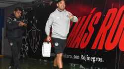 Marco Fabián en una visita del Mazatlán al Atlas en el Clausura 2023.