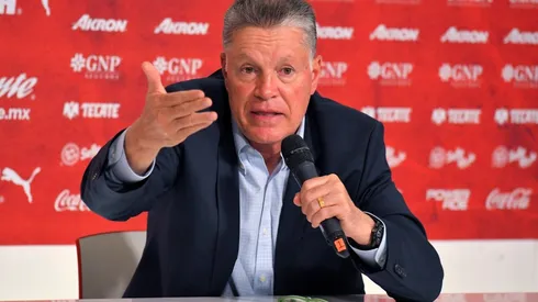 Ricardo Pelaez cuestionó la crisis del futbol mexicano.