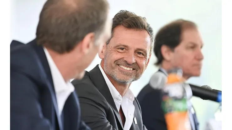 Así fue el encuentro entre Diego Cocca y Guillermo Almada