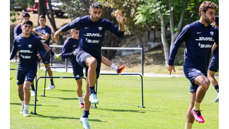 Salvio volvió a entrenar con sus compañeros.