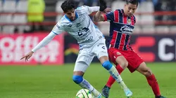 Chivas mejora su imagen y baja a Pachuca de la cima