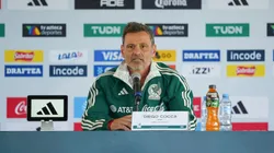 Diego Cocca recibió un duro recibimiento por los aficionado