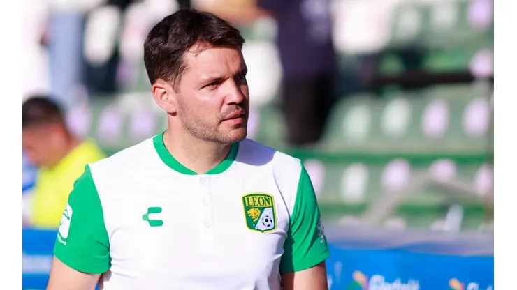 La fuerte autocrítica de Nicolás Larcamón a sus jugadores de León