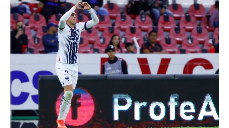 Rogelio Funes Mori fue la gran figura del partido