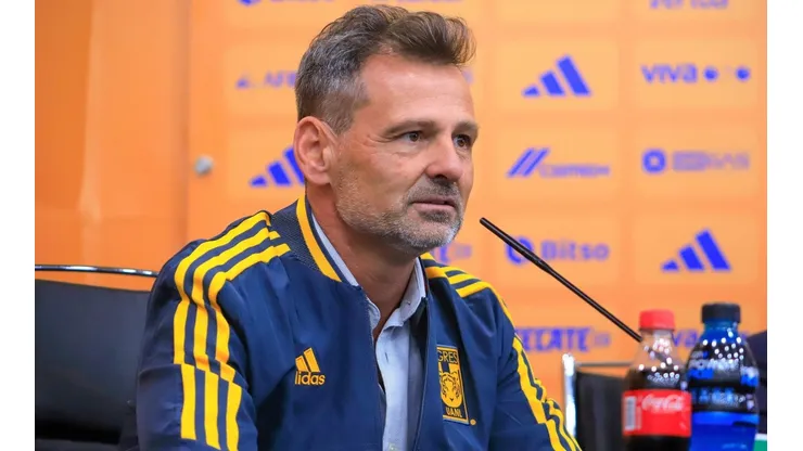 La posible partida de Cocca tiene preocupados a los directivos de Tigres.