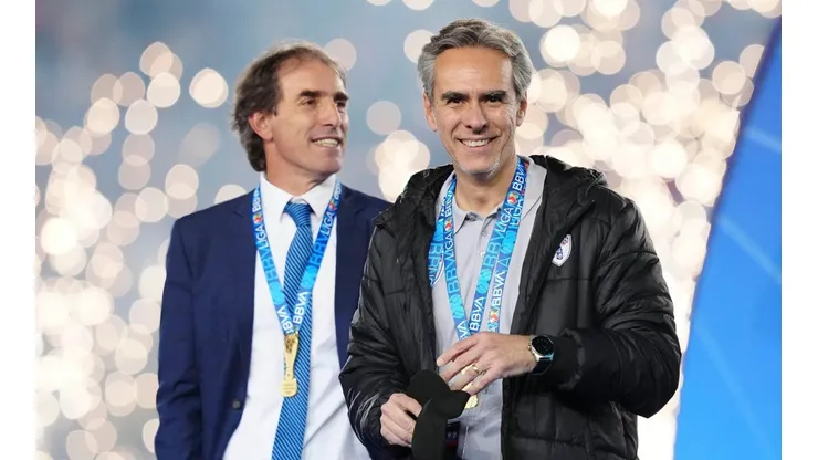 Si pierde a Almada, Pachuca irá por un DT que quiere Cruz Azul