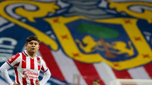 El atacante lamentó la falta de oportunidades en Chivas.