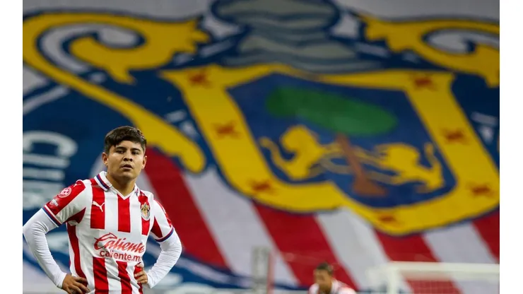 El atacante lamentó la falta de oportunidades en Chivas.
