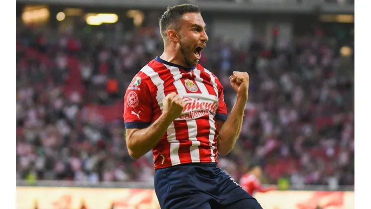 Chivas reaccionó sobre el final