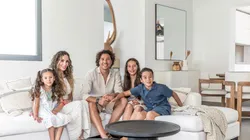 Lujos y extravagancias de los mejores futbolistas mexicanos.