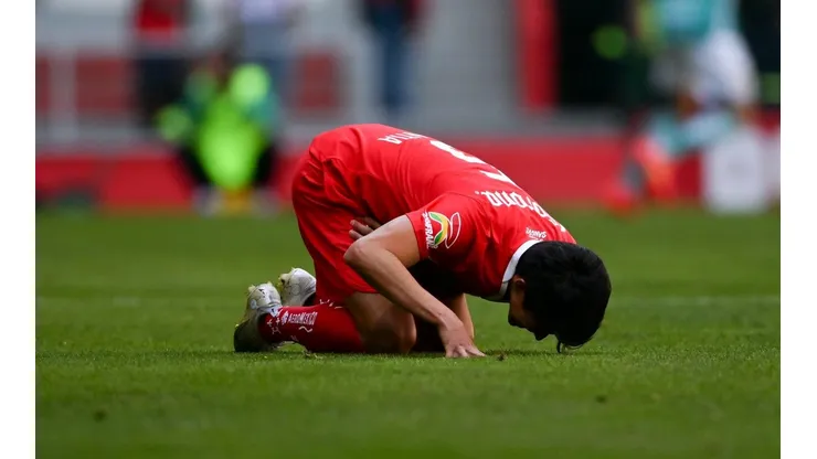 Carlos Orrantia, lesionado en el partido contra el León.