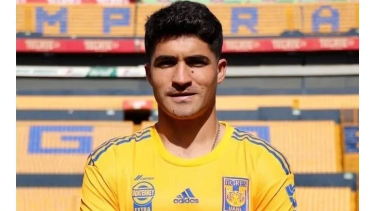 Nicolás Ibáñez aún no fue registrado por Tigres