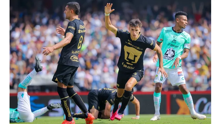 Dinenno marcó un doblete para la goleada de Pumas, 4-1 vs. León.
