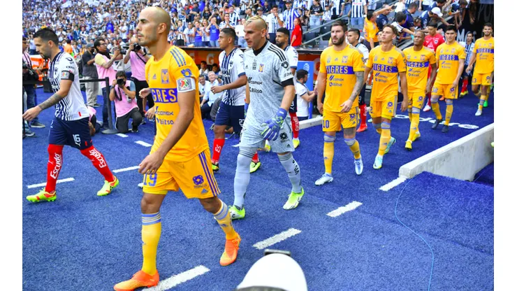 Rayados y Tigres en el clásico del norte del torneo Apertura 2022.
