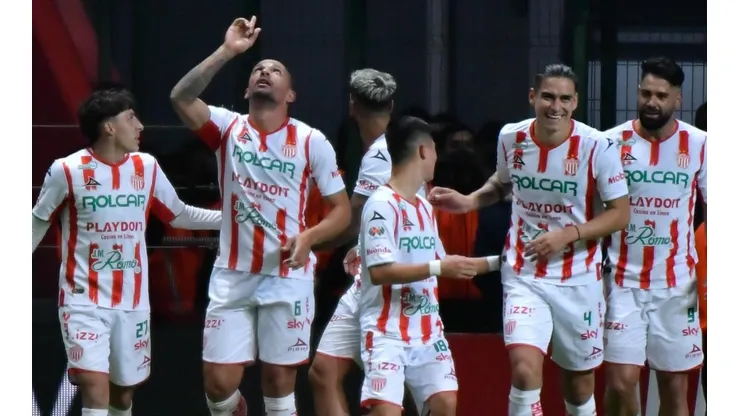 Necaxa inició 2023 con un nuevo escudo