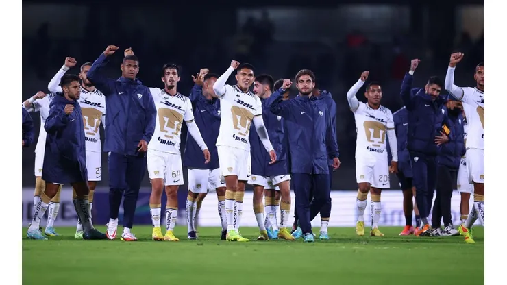 Pumas recibe críticas por dos veteranísimos fichajes