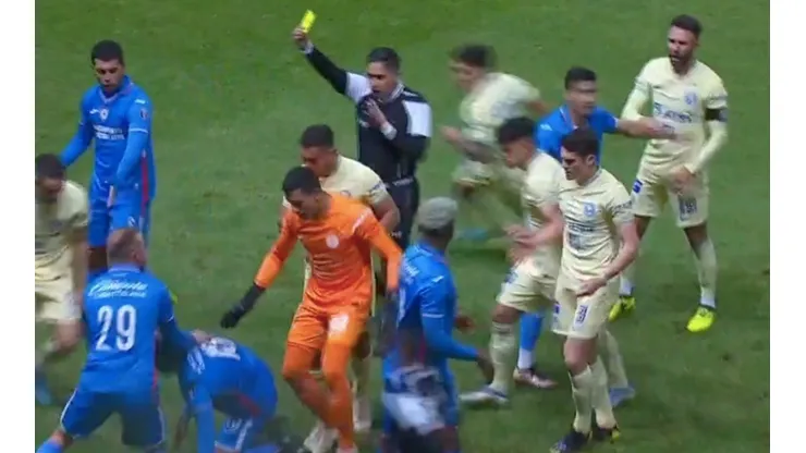 Bronca Clásico Joven Copa Sky 2022