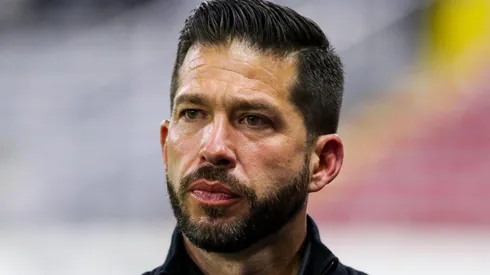 El dolor de Benjamín Mora por perder su primer Clásico Tapatío como DT de Atlas