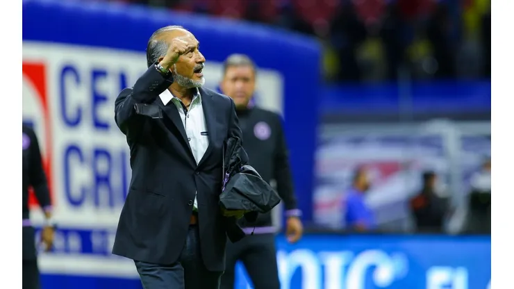 Raúl Gutiérrez, irónico sobre los fichajes de Cruz Azul: "La gente quisiera que trajéramos a Piqué"