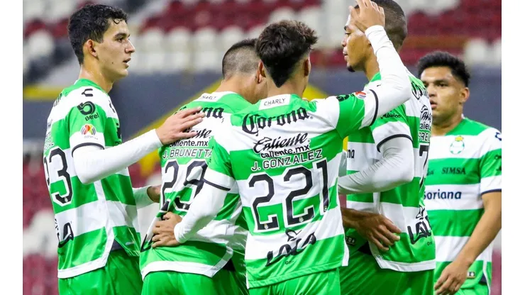 Mazatlán y Santos Laguna se enfrentan por la Copa Sky.