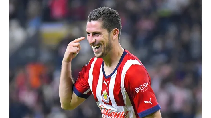 Chivas le ganó a Santos con un Ormeño brutal.