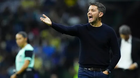 Nicolás Larcamón habló de la posibilidad de entrenar al Tri.