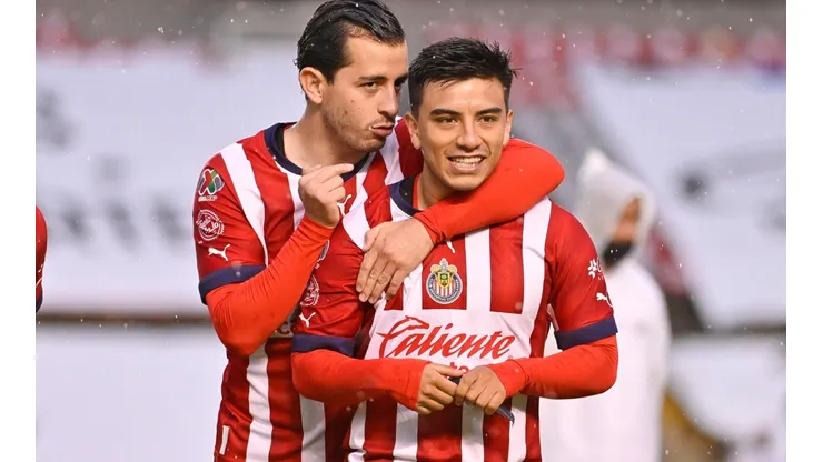 Fernando Beltrán Alan Mozo Chivas Apertura 2022