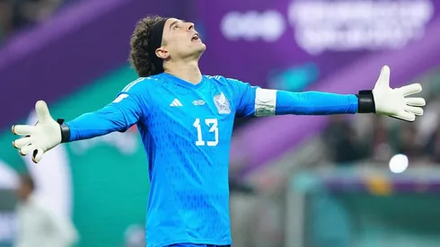 Uruguay busca quedarse con uno de los entrenadores que quiere el Tri.