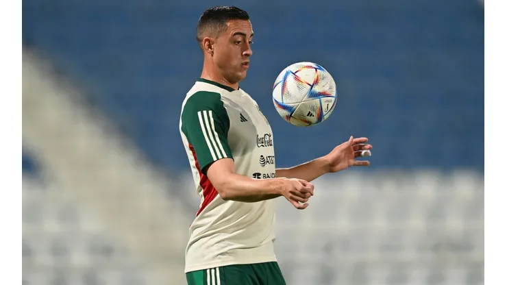 Funes Mori fue criticado en Argentina por cantar el himno mexicano.