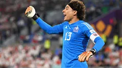 Fussball, Herren, Saison 2022/23, WM in Katar, Gruppe C (1. Spieltag), Mexiko - Polen im Stadium 974 in Doha, Guillermo