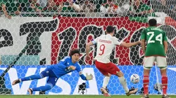 ¿Qué racha cortó Guillermo Ochoa en la Selección de México tras atajar el penal a Robert Lewandowski?