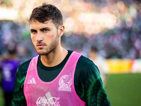 El increíble regreso de Santiago Giménez a México tras ser descartado por el Tata Martino