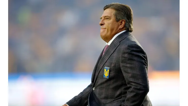 Miguel Herrera fue destituido como DT de Tigres