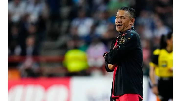 Pachuca, Hidalgo, 30 de octubre de 2022. Ignacio Ambriz director tecnico, durante el partido de vuelta de la Final del Torneo Apertura 2022 de la Liga BBVA MX, entre los Tuzos del Pachuca y los Diablos Rojos del Toluca, celebrado en el estadio Hidalgo. Foto: Imago7/ Sebastian Laureano Miranda